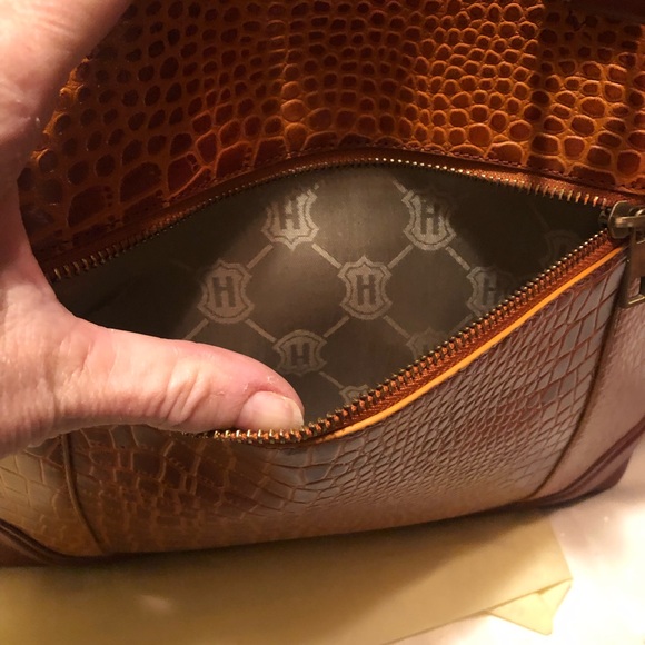 J.W. Hulme Co. Orange/Brown Leather Croc Embossed Handbag - Picture 15 of 16